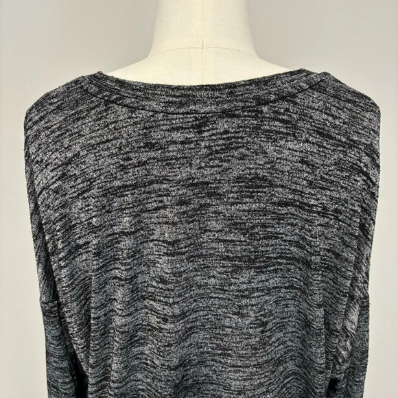Aritzia Wilfred Free Devinette Long Sleeve V-Neck Top Heathered Gray Black - Picture 11 of 15